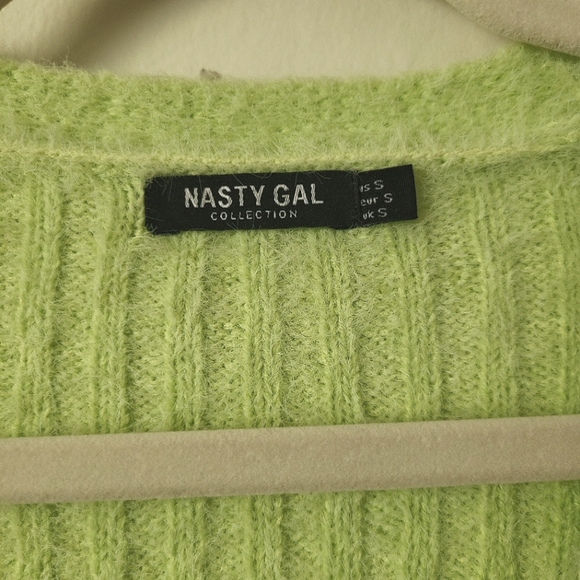 🔆 Nasty Gal Fluffy Knit Button Down V Neck Cardigan - Picture 7 of 7